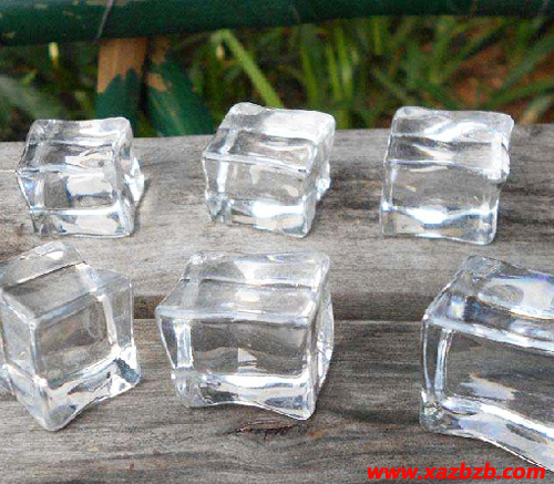 西安透明冰塊廠家.jpg 西安透明冰塊廠家.jpg